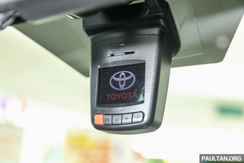 GALERI: Toyota Hilux D/Cab 2.8G A/T 4×4 – RM130,900 723318