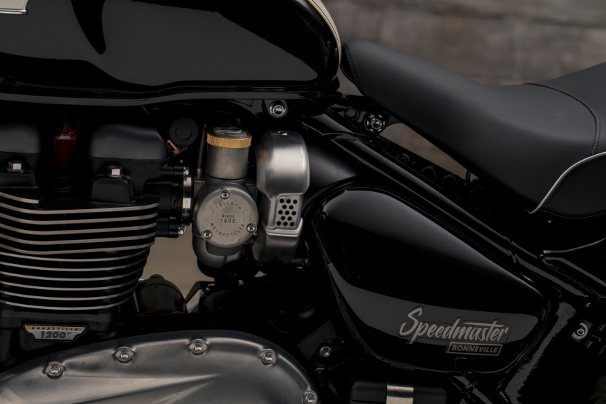 Triumph Speedmaster 2017 – dipacu enjin 1,200 cc 77 PS dan 106 Nm, kedudukan lebih santai, praktikal 718636