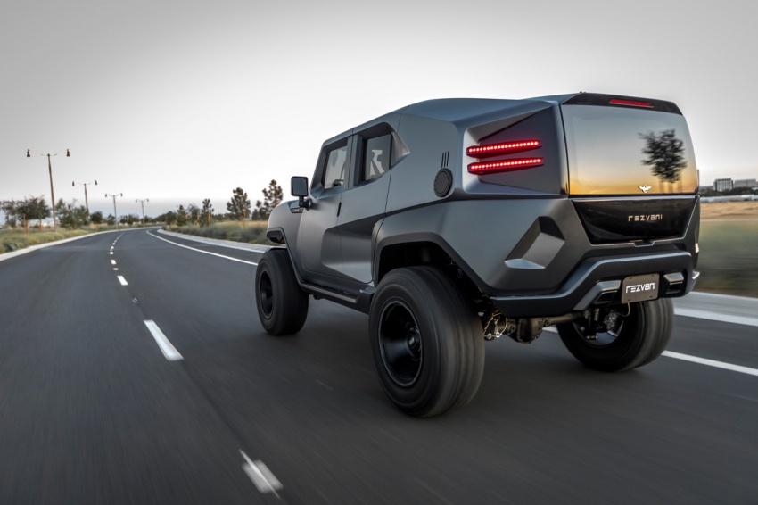 Rezvani Tank tactical urban vehicle – ballistic armour, night vision, 6.4 litre V8, 500 hp, on-demand 4X4 718725