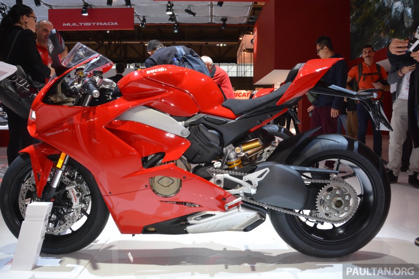 2017 EICMA: Ducati Panigale V4 – double the fun 738180
