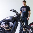 Indian Scout Bobber 2018 diubah suai oleh tiga ikon