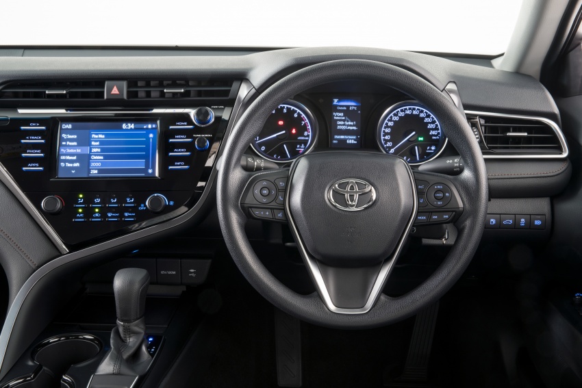 Toyota Camry 2018 tembusi pasaran Australia – 2.5L, hibrid dan 3.5L V6, harga bermula RM86k-RM137k 741257