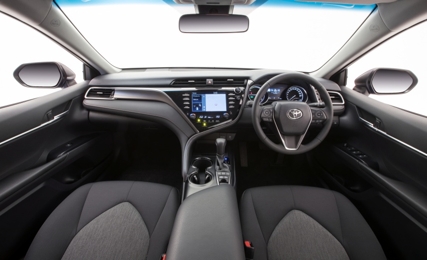 Toyota Camry 2018 tembusi pasaran Australia – 2.5L, hibrid dan 3.5L V6, harga bermula RM86k-RM137k 741271