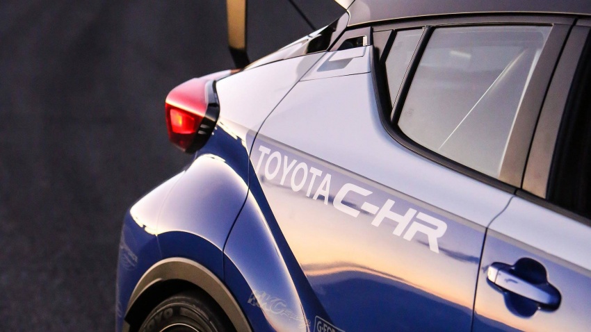SEMA 2017 – Toyota C-HR R-Tuned, 2.4 liter turbo, 600 hp, lebih pantas dari Nissan GT-R Nismo di atas litar 730962