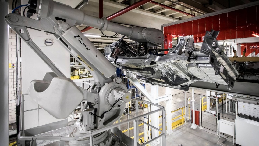 Produksi SUV Volvo XC40 sudah bermula di Belgium 743116