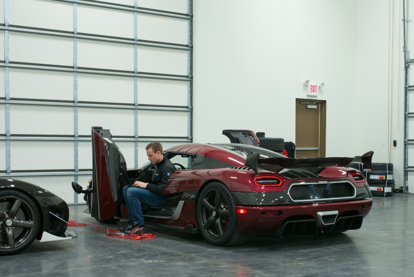 Koenigsegg Agera RS sets five new world records, including highest top speed, fastest 0-400-0 km/h time 734865