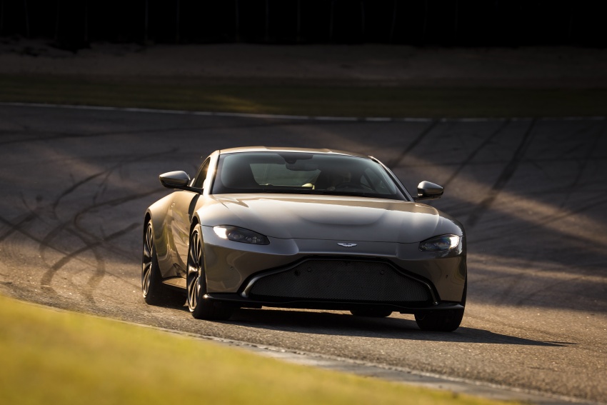 2018 Aston Martin Vantage revealed, packs 510 PS 742057