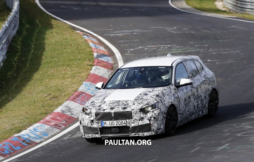 SPIED: Next-gen BMW 1 Series shows its new interior 736972