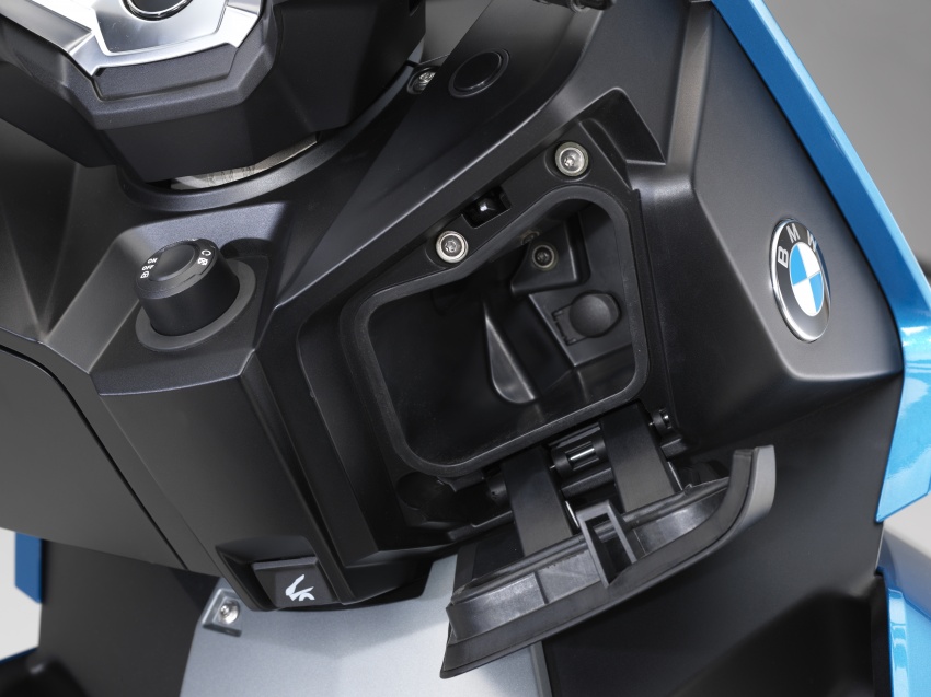 BMW C400X tampil dengan enjin satu silinder 350 cc 734385