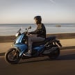 BMW C400X tampil dengan enjin satu silinder 350 cc