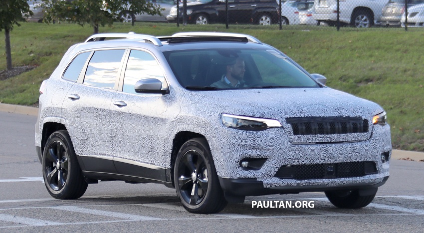 SPIED: 2019 Jeep Cherokee sheds some camouflage 737844