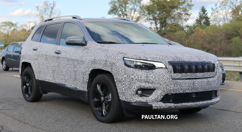 SPIED: 2019 Jeep Cherokee sheds some camouflage 737850