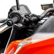 KTM Duke 790 tunjukkan enjin baru dua silinder selari