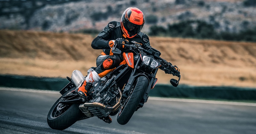 KTM Duke 790 tunjukkan enjin baru dua silinder selari 734742