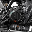 KTM Duke 790 tunjukkan enjin baru dua silinder selari
