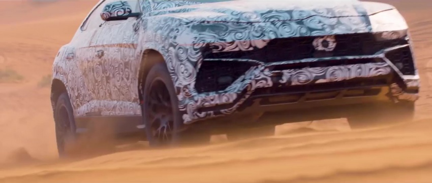 VIDEO: <em>Teaser</em> SUV berprestasi tinggi Lamborghini Urus redah padang pasir dengan mod Sabbia 736582