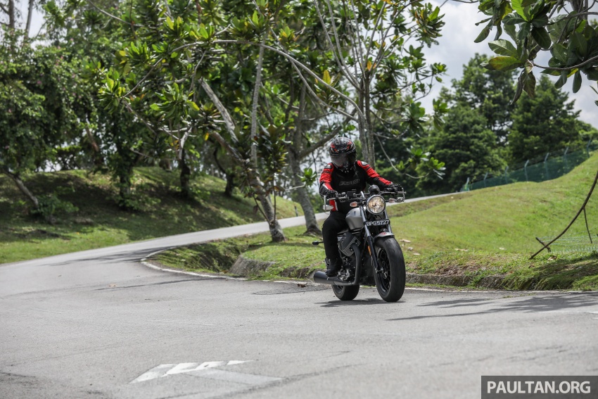 REVIEW: 2017 Moto Guzzi V9 Bobber – riding Stelvio 744319