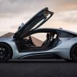 BMW i8 Roadster unveiled – only 60 kg heavier; i8 Coupe also gets new battery, 50% better EV range