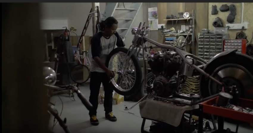 VIDEO: Pa’din Musa – antara sukan skateboard dan kegilaan terhadap binaan dan dunia motosikal kustom Image #745142