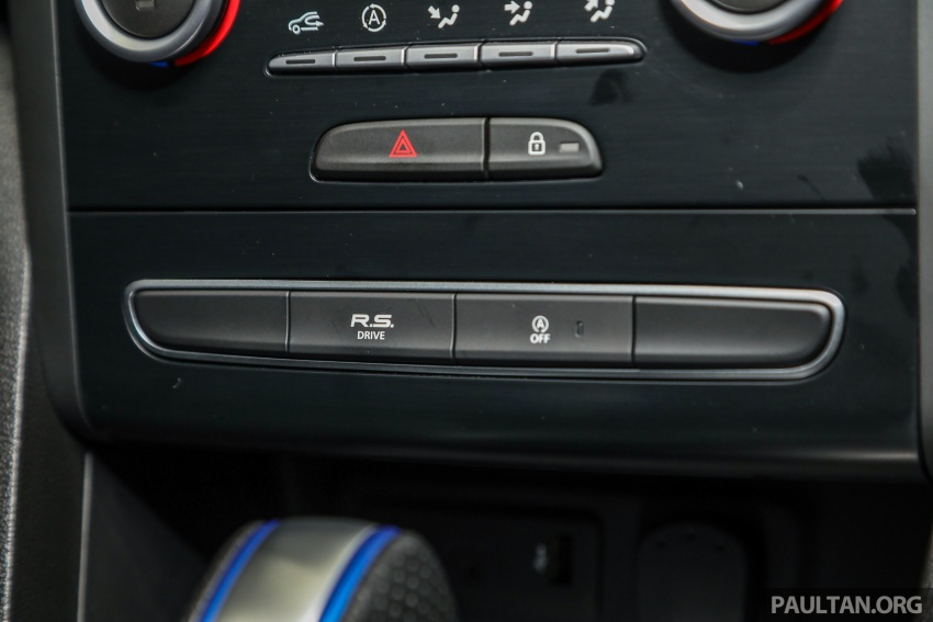 Renault Megane GT – 1.6L turbo, 205 PS hot hatch 736200