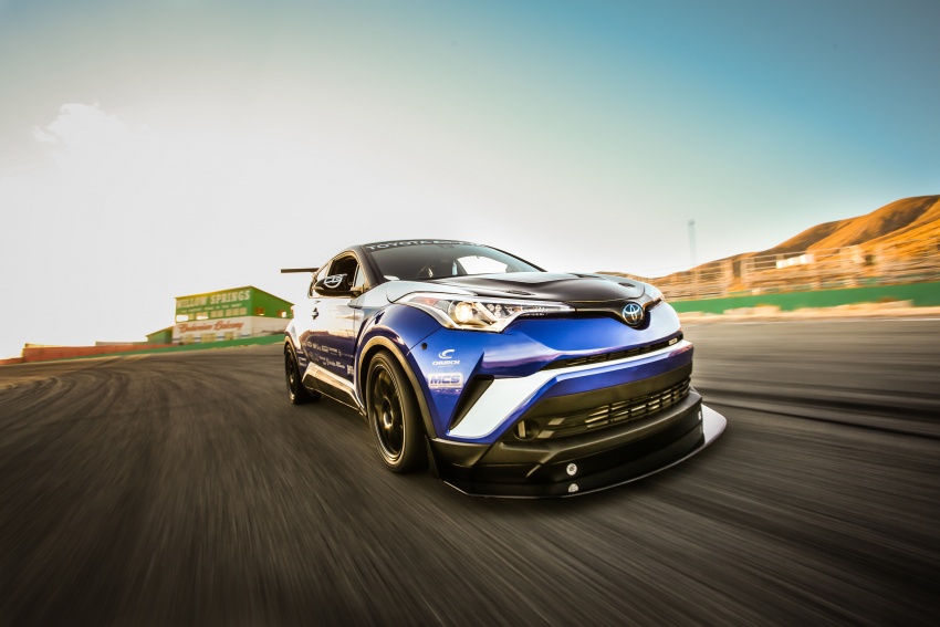 Toyota races to SEMA with 600 hp C-HR, tuned Camrys 730921