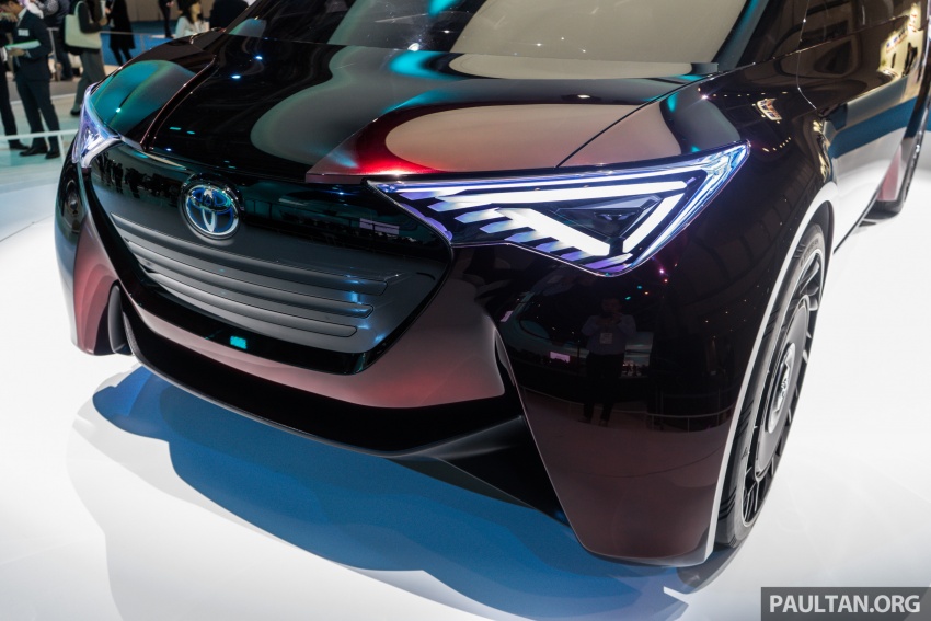 Tokyo 2017: Toyota Fine-Comfort Ride showcases new hydrogen technology – six seats, 1,000 km range 732075