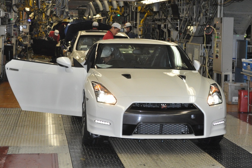 Nissan to resume Japan output after scandal – report 734821