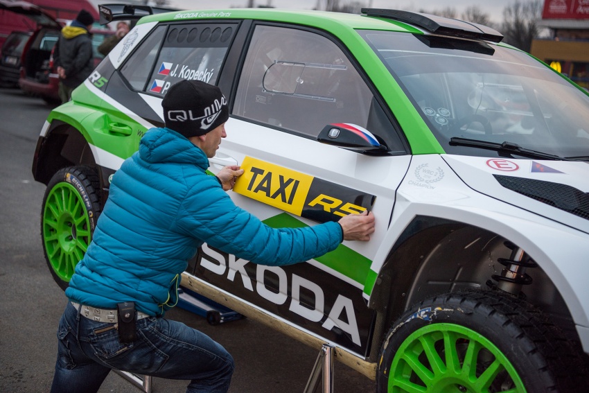 Skoda celebrates WRC2 win with city centre taxi rides 753973