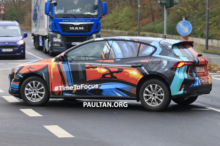 2018 Ford Focus officially teased with colourful camo 753780