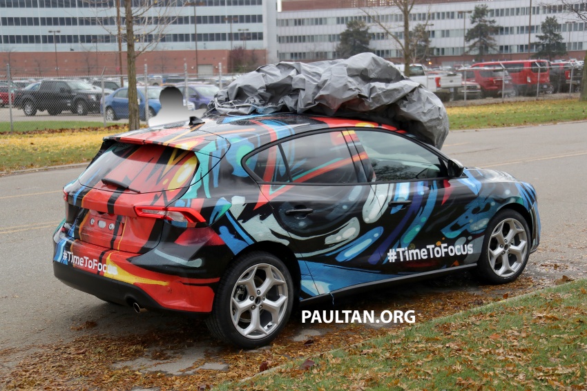 2018 Ford Focus officially teased with colourful camo 753769