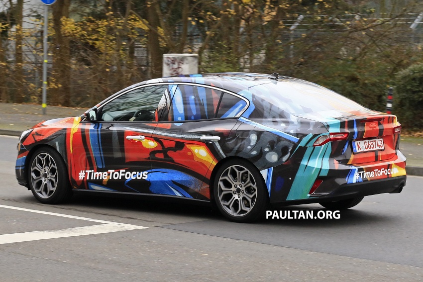 2018 Ford Focus officially teased with colourful camo 753818