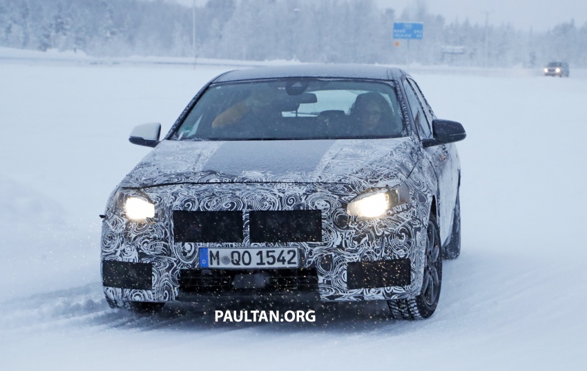 SPYSHOTS: BMW 1 Series goes testing out in the cold 754911