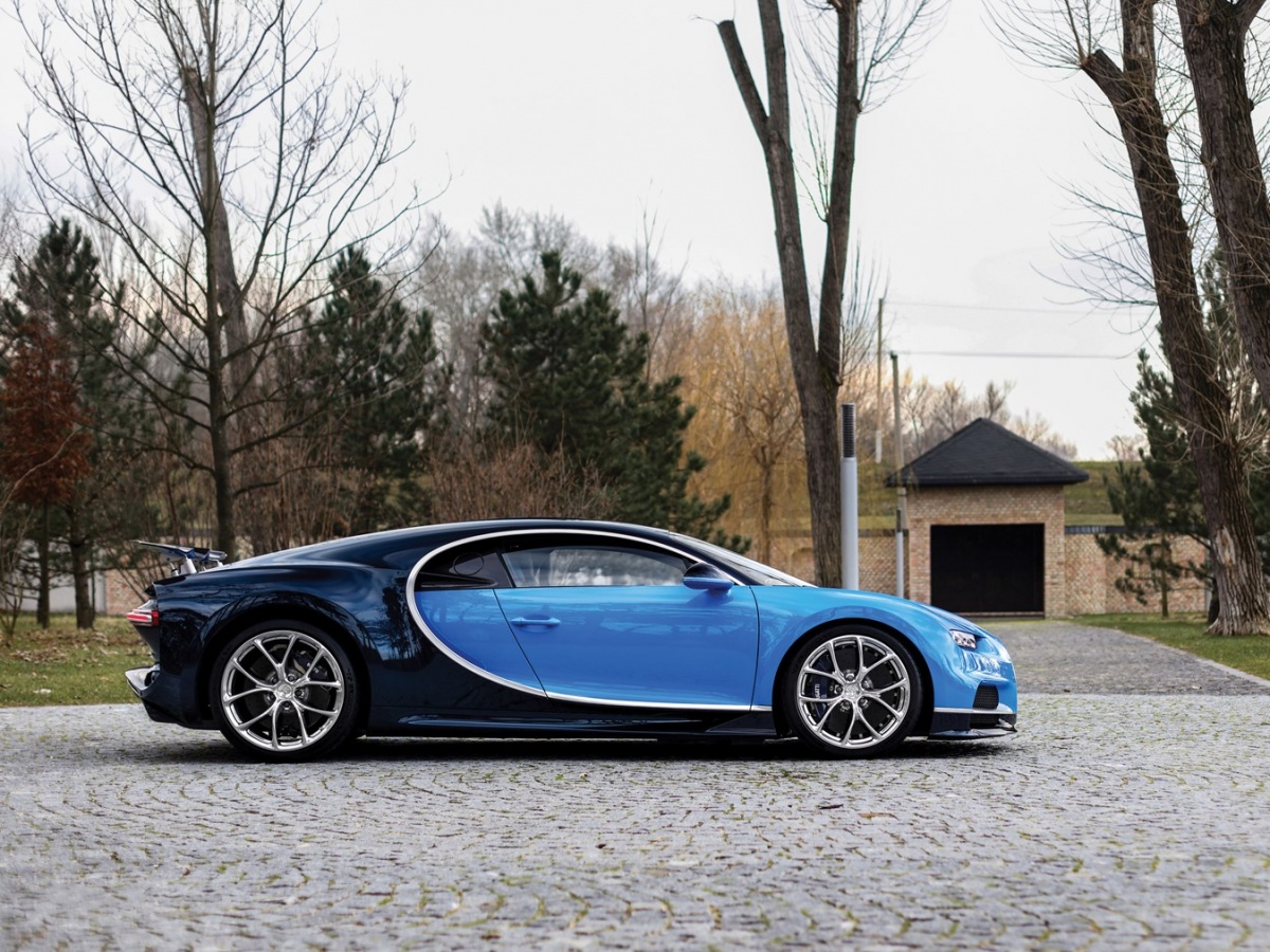 Bugatti Chiron heading to auction – 3.2 million euros Bugatti Chiron RM ...