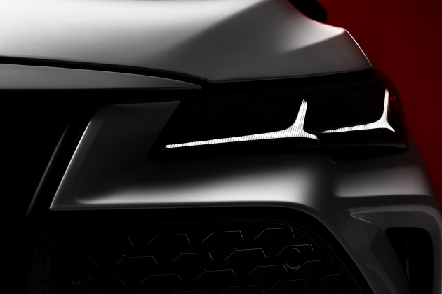 2019 Toyota Avalon teases aggressive front grille