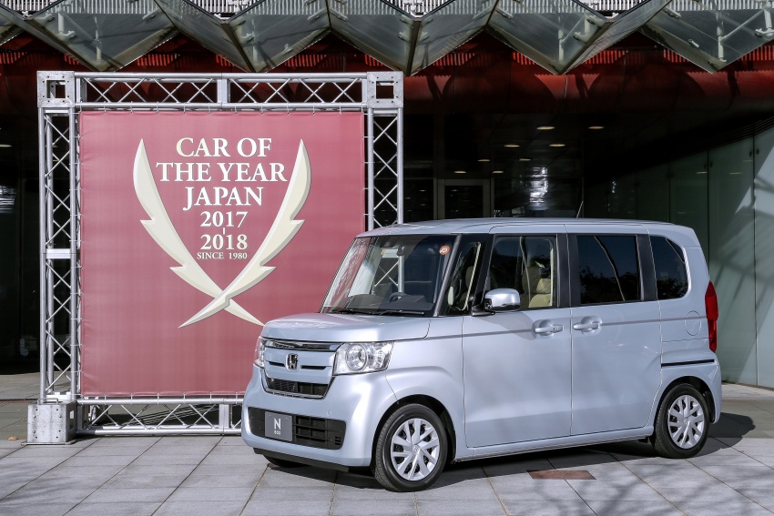 Volvo XC60 is the 2017-2018 Japan Car of the Year 749404