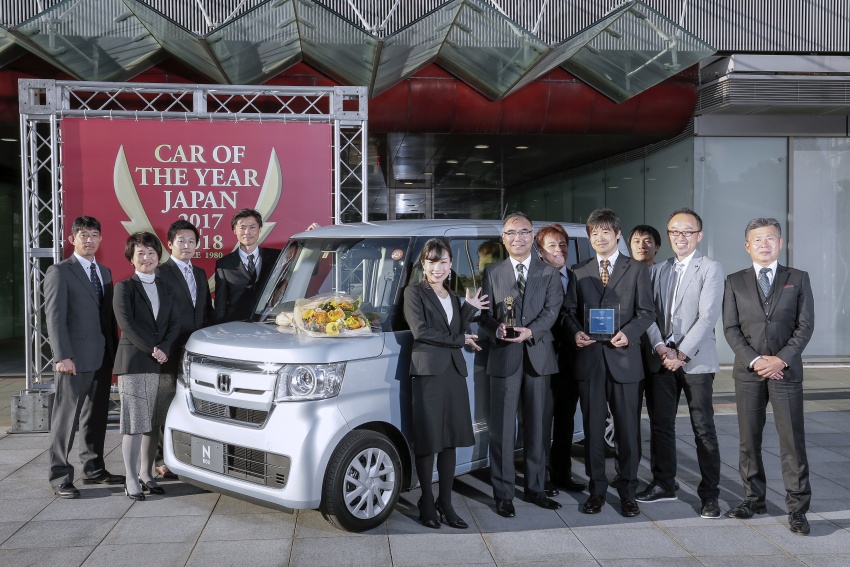 Volvo XC60 is the 2017-2018 Japan Car of the Year 749431