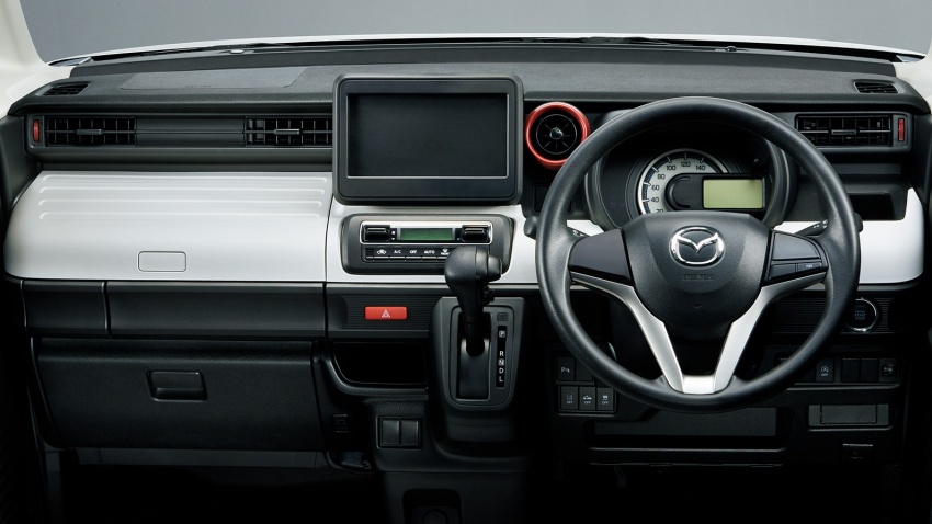 Mazda introduces Flair Wagon, plus Custom Style 754342