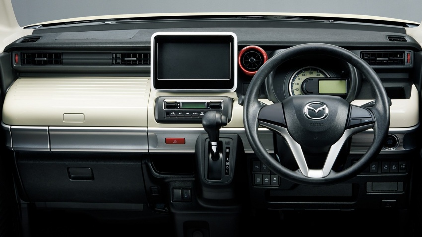 Mazda introduces Flair Wagon, plus Custom Style 754345