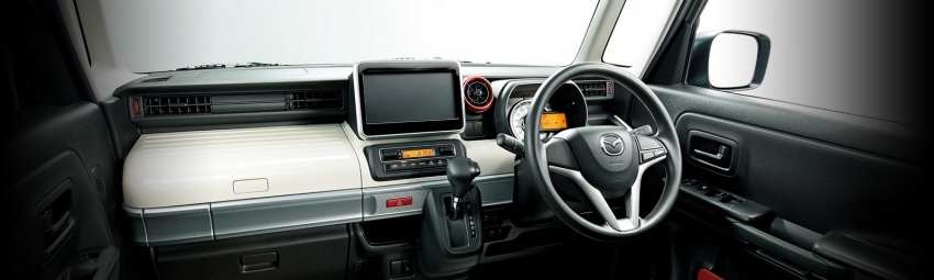 Mazda introduces Flair Wagon, plus Custom Style 754327