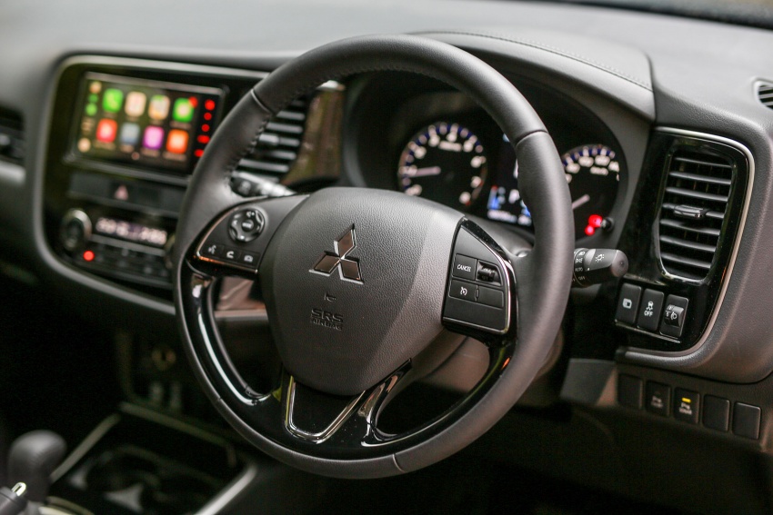 PANDU UJI: Mitsubishi Outlander 2.0L 4WD CKD – harga, kelengkapan jadi kelebihan; itu sudah cukup? 748093