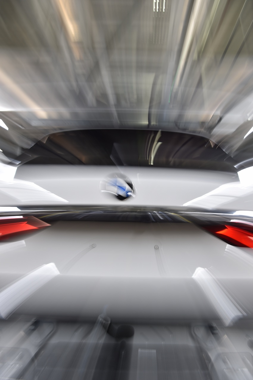 BMW X7 – big SUV teased ahead of late-2018 launch 752920