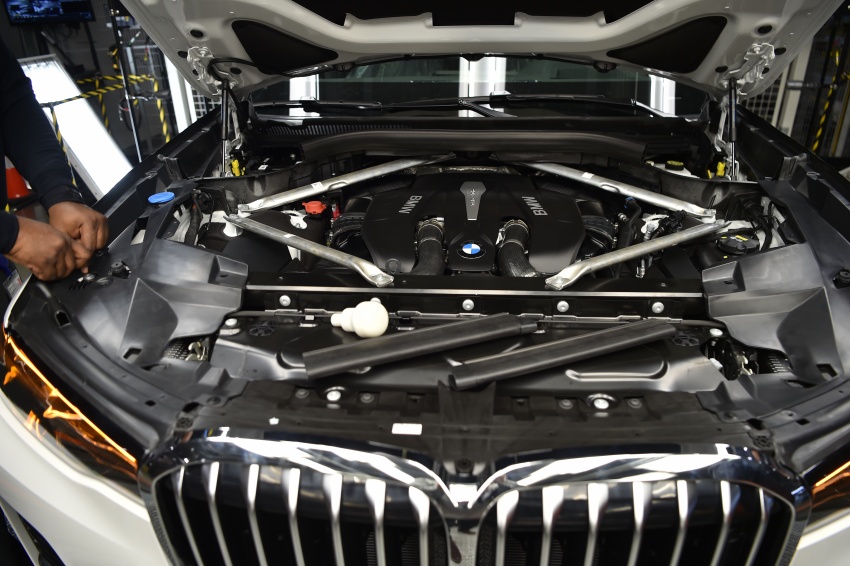 BMW X7 – big SUV teased ahead of late-2018 launch 752862
