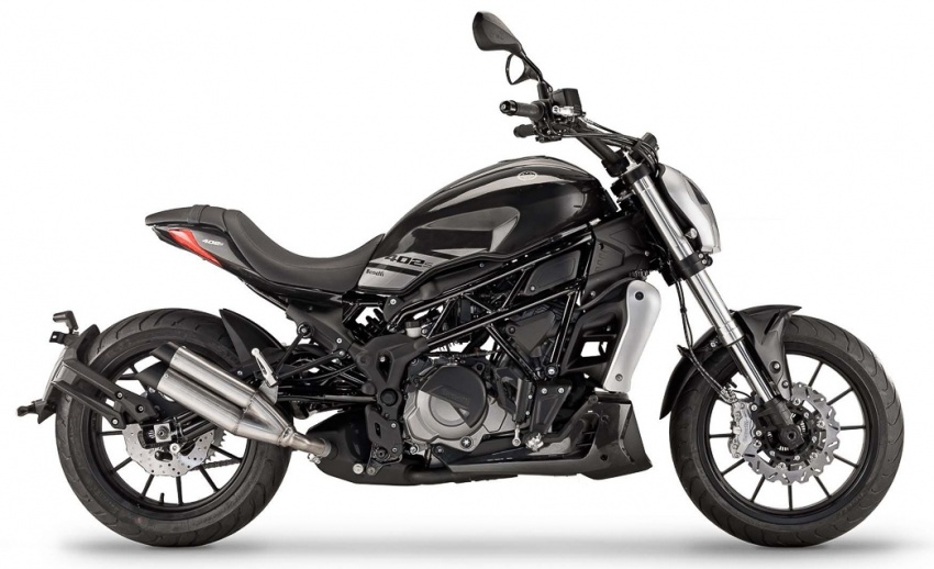 2018 Benelli 402S – the Ducati XDiavel look-a-like 756786