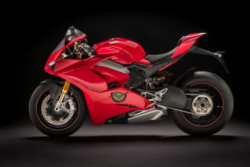 2018 Ducati Panigale V4 in Malaysia this April? Booking price from RM133,900 to RM359,900 756851
