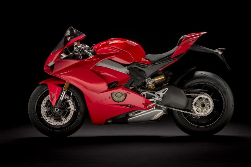 2018 Ducati Panigale V4 in Malaysia this April? Booking price from RM133,900 to RM359,900 756858