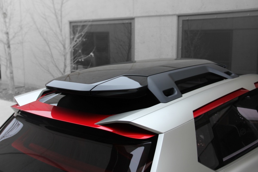 Nissan Xmotion concept – three-row SUV with 4+2 seating, seven display screens, fingerprint sensor 763214
