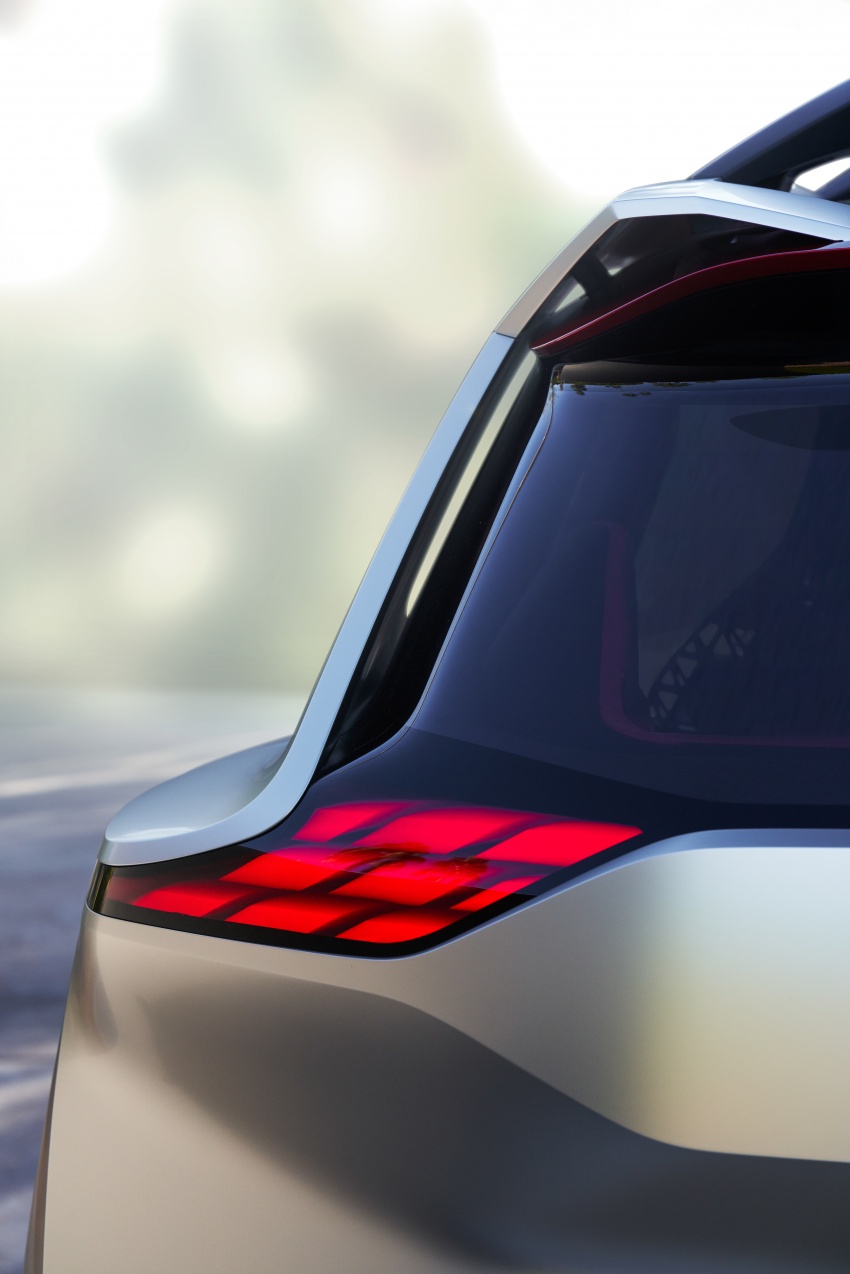 Nissan Xmotion concept – three-row SUV with 4+2 seating, seven display screens, fingerprint sensor 763245