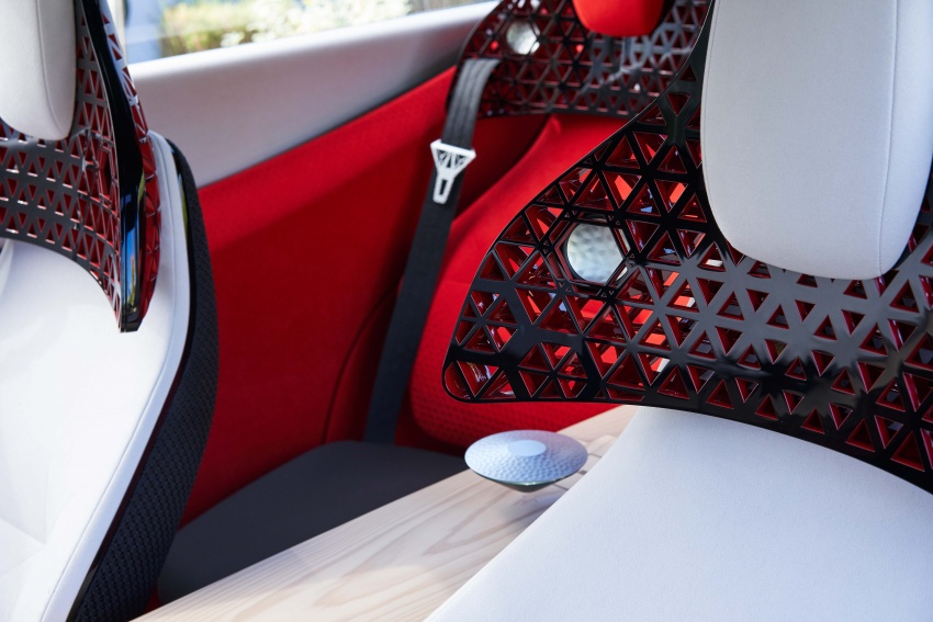 Nissan Xmotion concept – SUV 3-barisan tempat duduk konfigurasi 4+2, 7 skrin, pengesan cap jari 764010