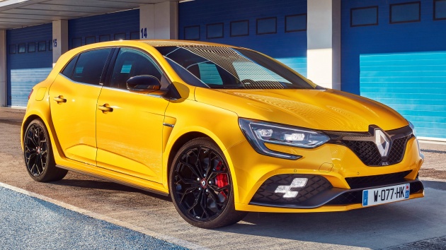 Renault becomes auto partner of Paris Saint-Germain