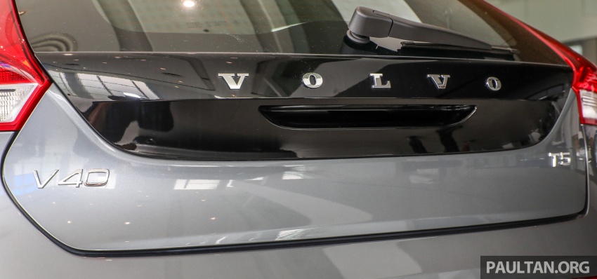 Volvo V40 T5 now with R-Design exterior – RM180,888 768943